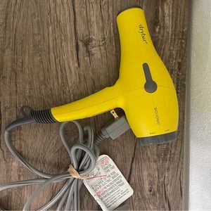 drybar hair dryer